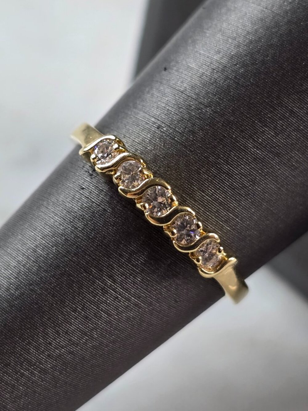 Womens Vintage Estate 14K Yellow Gold Diamond Ring 1.8g #E864